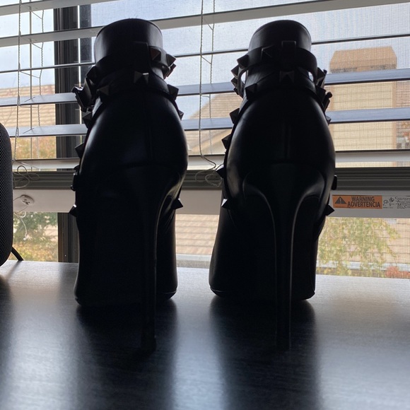 VALENTINO GARAVANI rockstud ankle booties - Picture 3 of 9